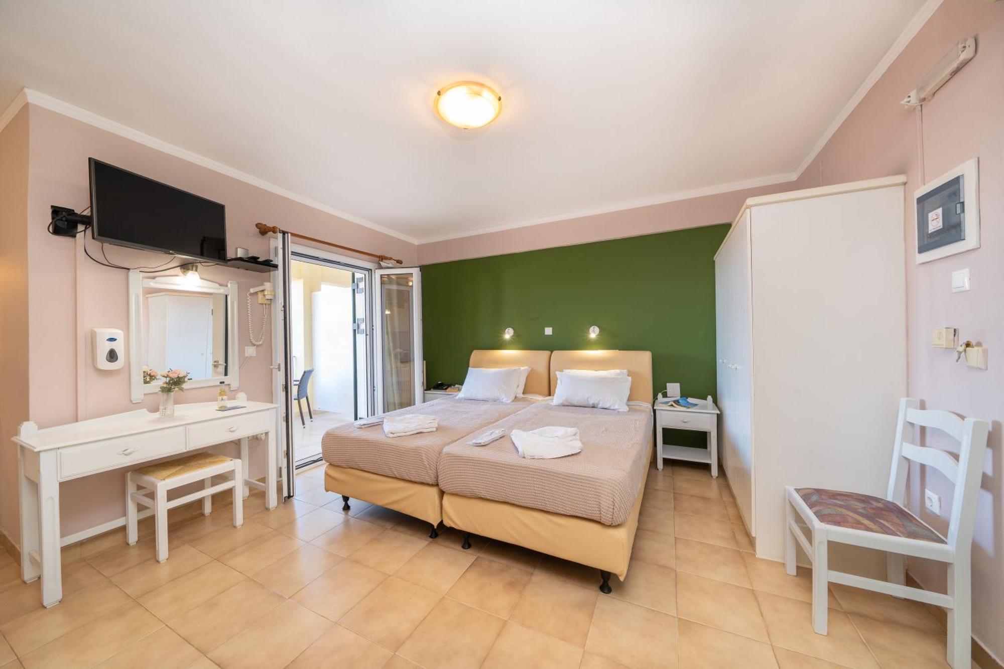 Stella Hotel Apartments Fiskardo Extérieur photo